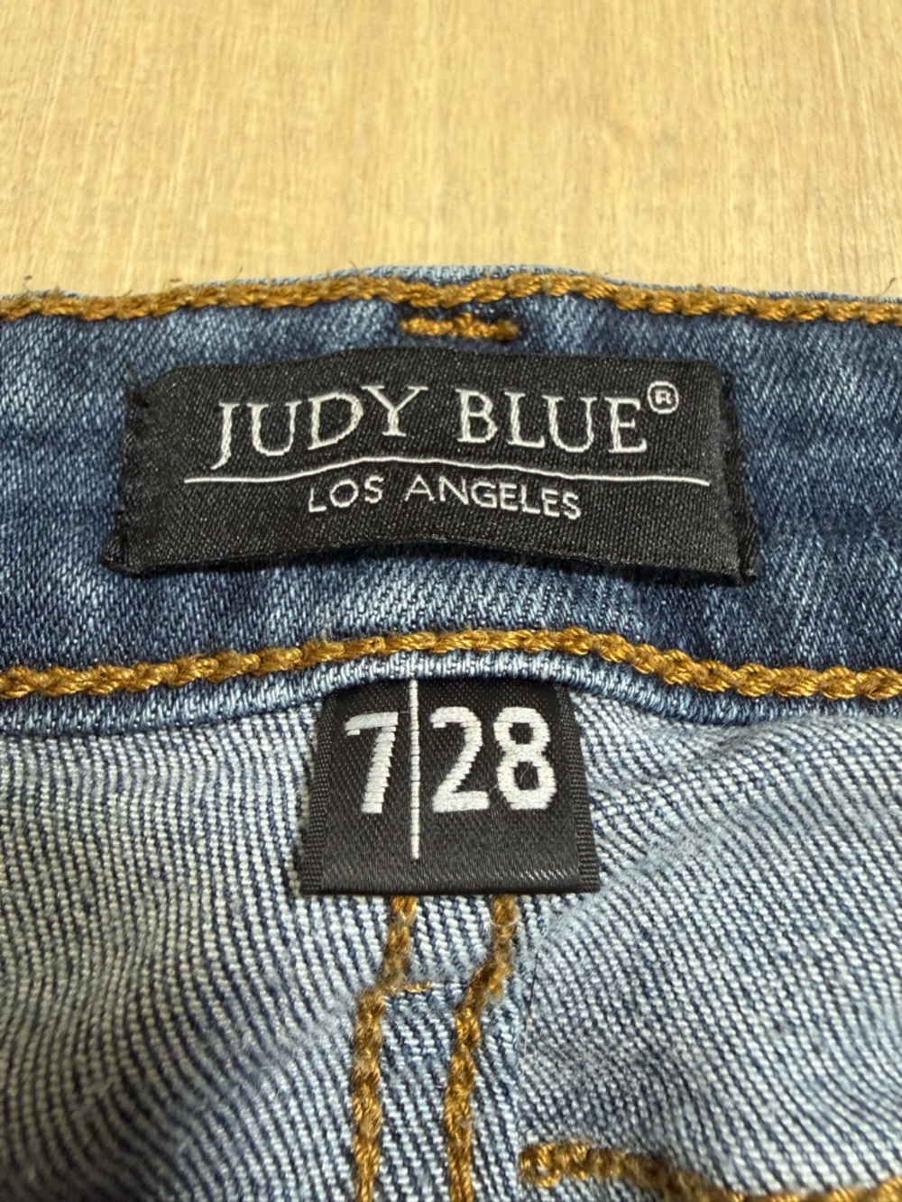 Judy Blue Women's Dark Wash Relaxed Fit Jeans - Picture 3 of 7